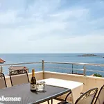 With Heated Swimming Pool 70 Meters From The Beach-bobanac Holiday home *