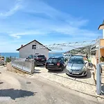 With Heated Swimming Pool 70 Meters From The Beach-bobanac *