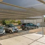 With Heated Swimming Pool 70 Meters From The Beach-bobanac Holiday home