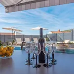 With Heated Swimming Pool 70 Meters From The Beach-bobanac Holiday home *