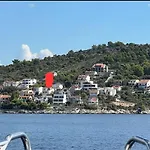 With Heated Swimming Pool 70 Meters From The Beach-bobanac Ražanj