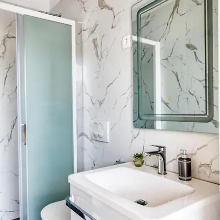 With Heated Swimming Pool 70 Meters From The Beach-bobanac