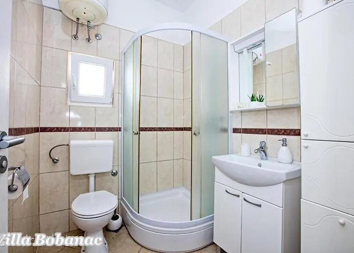 בית נופש With Heated Swimming Pool 70 Meters From The Beach-bobanac