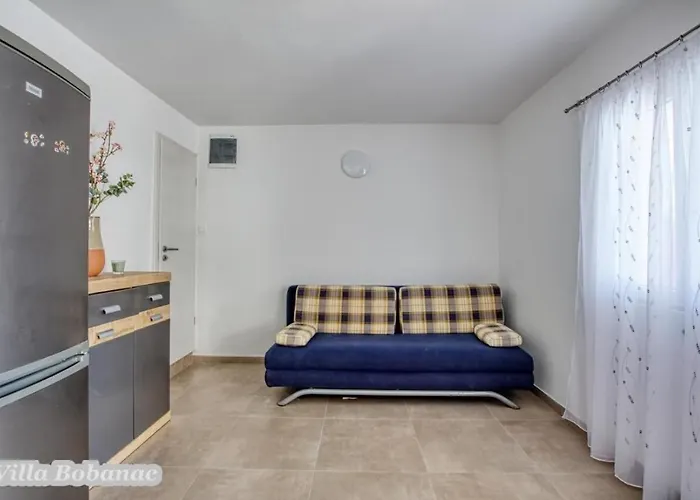 בית נופש With Heated Swimming Pool 70 Meters From The Beach-bobanac