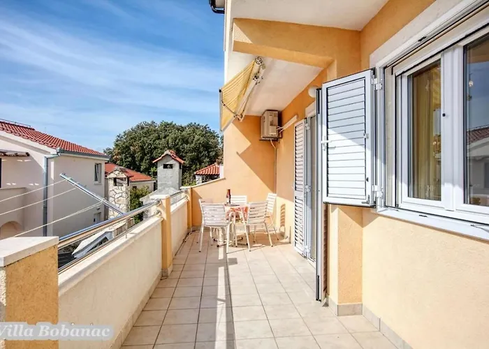 With Heated Swimming Pool 70 Meters From The Beach-bobanac * Ražanj