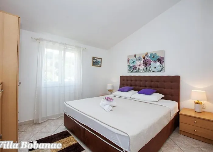 Tatil Evi With Heated Swimming Pool 70 Meters From The Beach-bobanac