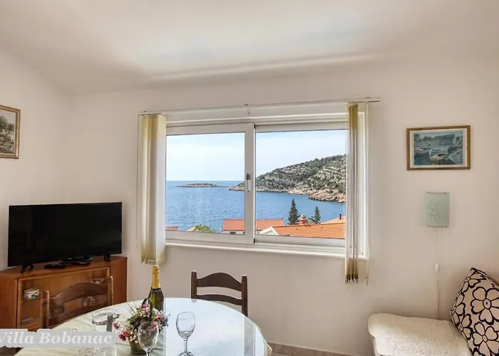 בית נופש With Heated Swimming Pool 70 Meters From The Beach-bobanac