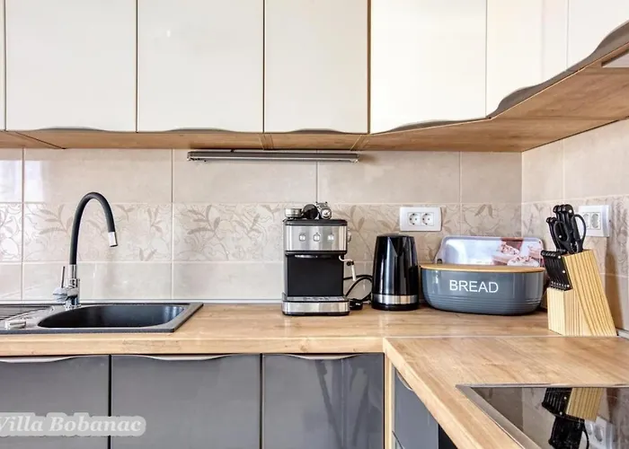 בית נופש With Heated Swimming Pool 70 Meters From The Beach-bobanac *