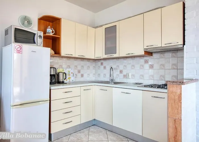 בית נופש With Heated Swimming Pool 70 Meters From The Beach-bobanac Ražanj